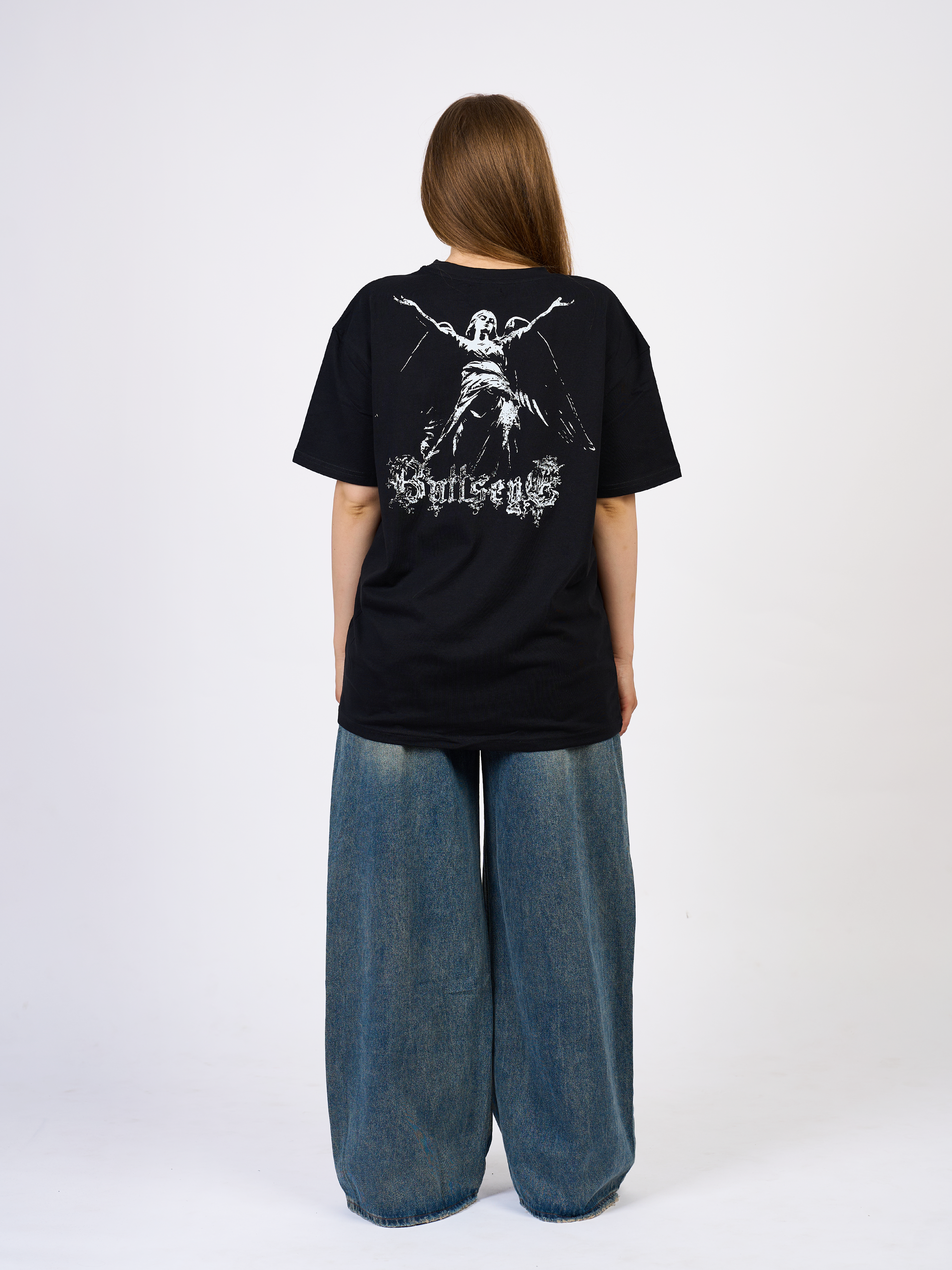 Statue T-Shirt