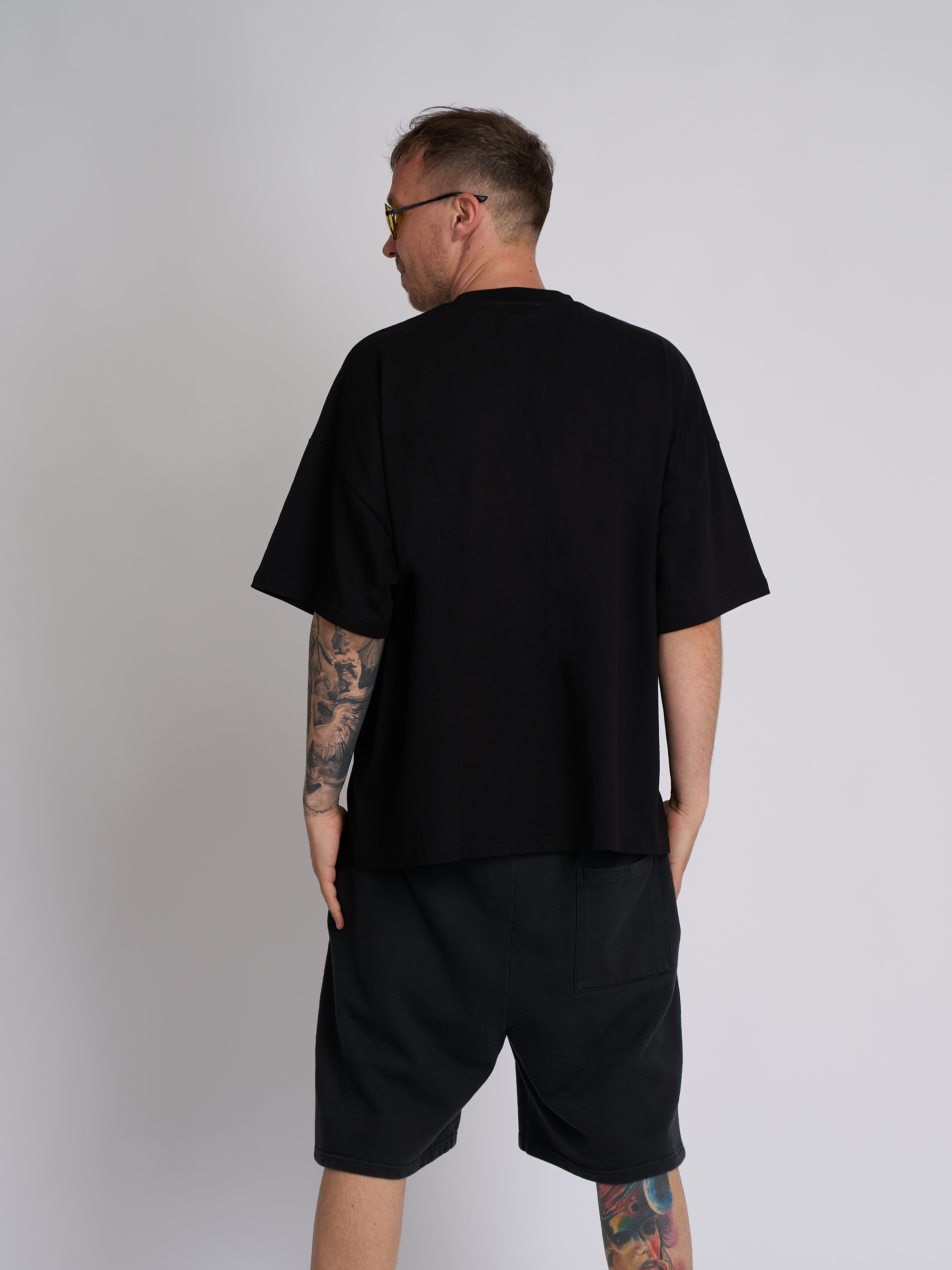 Price tag Tee 